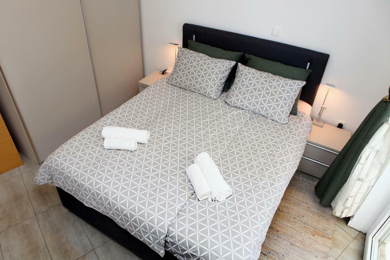Trendy Apartment Izola Js Exterior foto